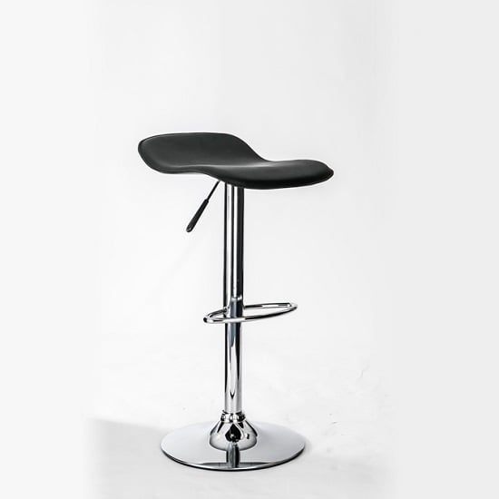 Ohioan Leather Bar Stool With Chrome Base In Black